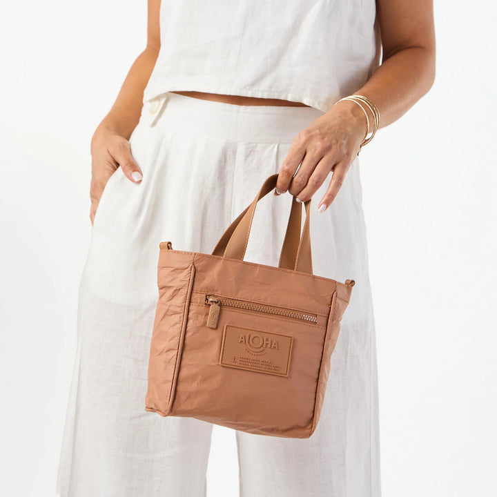 ALOHA: Monochrome Crossbody - Toffee